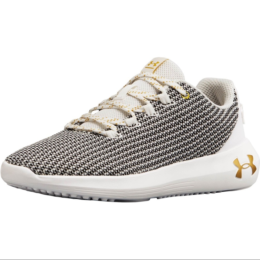 Under Armor Shoe NWOT